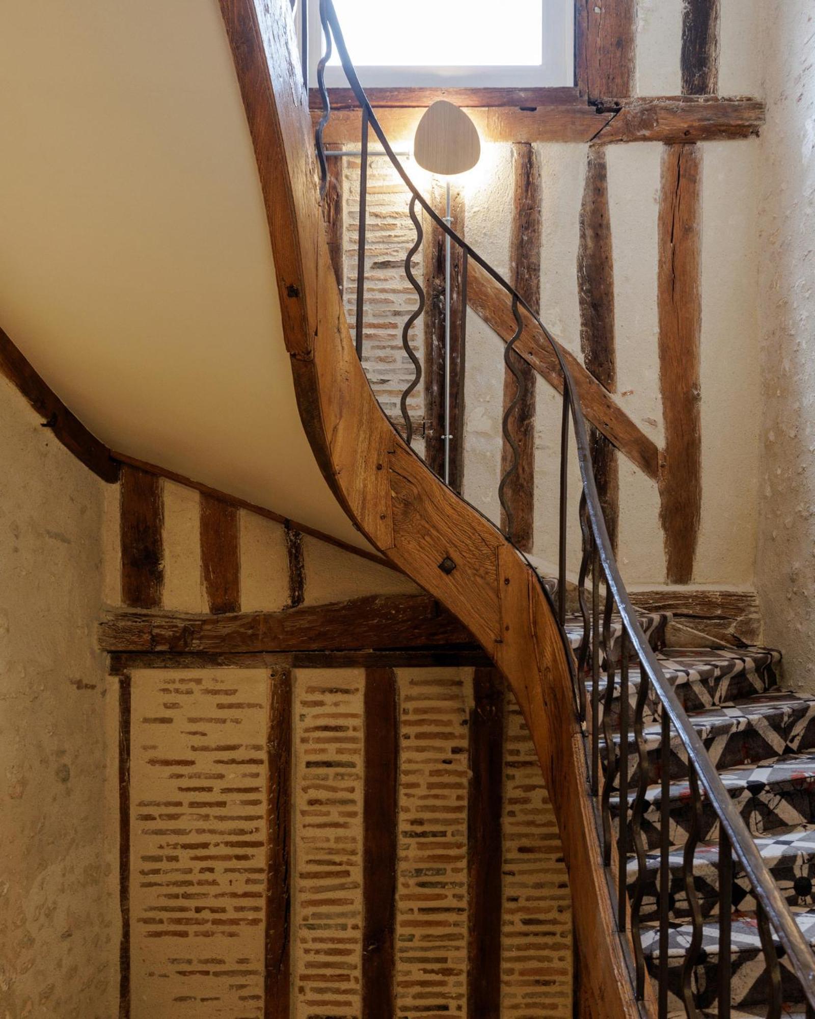 Hotel Cloitre - Entree Autonome, Reception En Ligne - Encore Mieux Orleans Luaran gambar