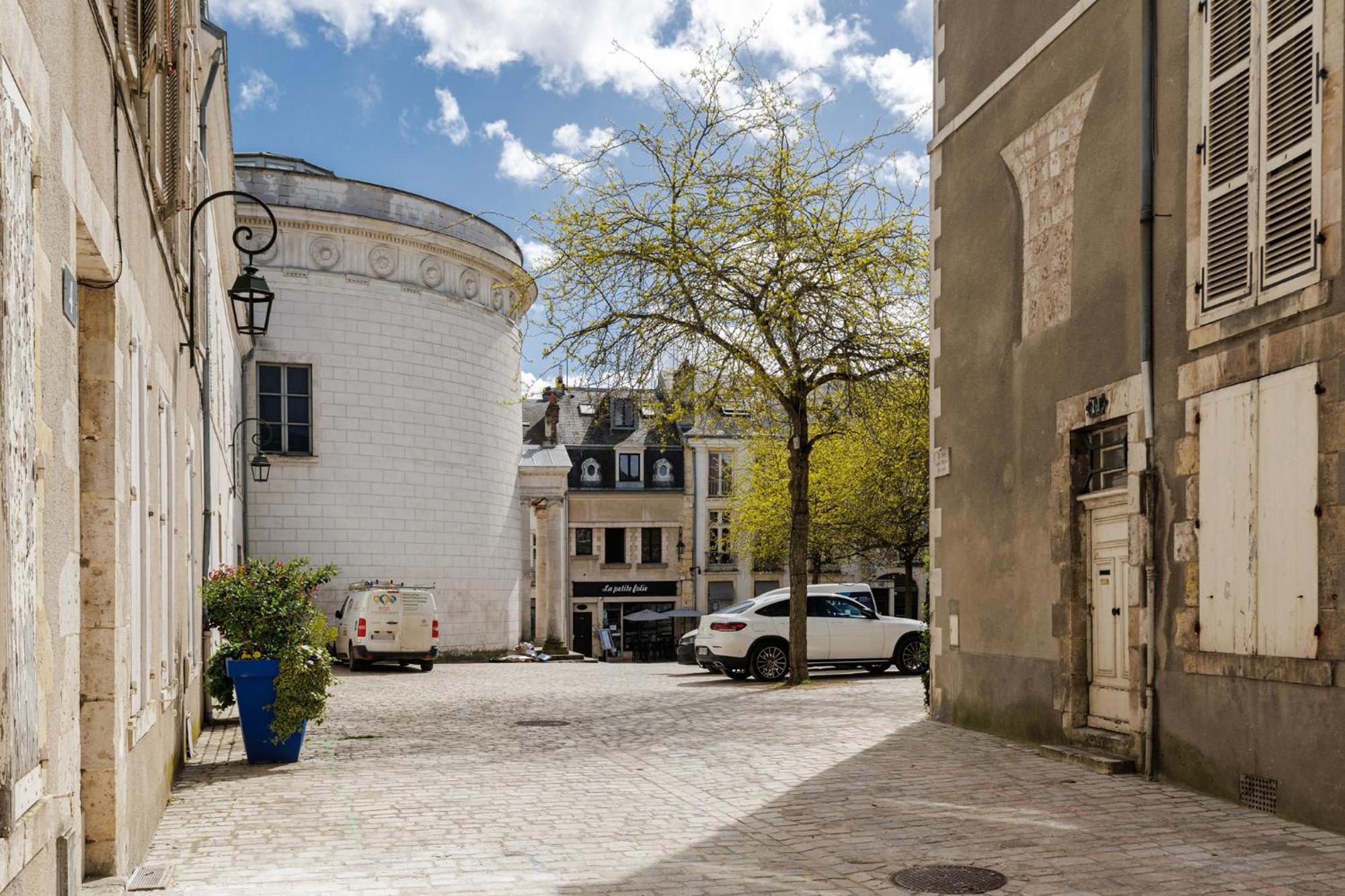 Hotel Cloitre - Entree Autonome, Reception En Ligne - Encore Mieux Orleans Luaran gambar