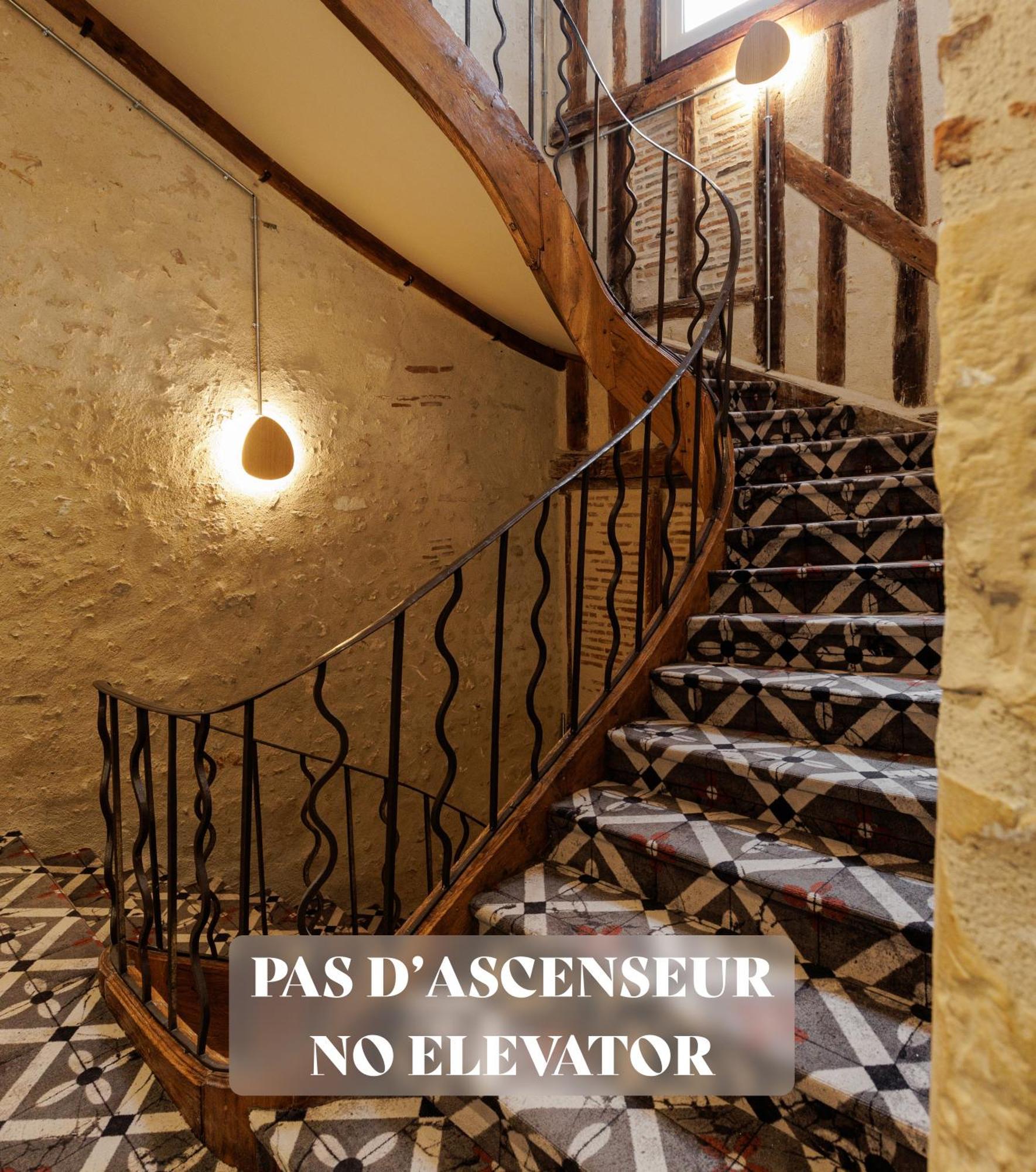 Hotel Cloitre - Entree Autonome, Reception En Ligne - Encore Mieux Orleans Luaran gambar